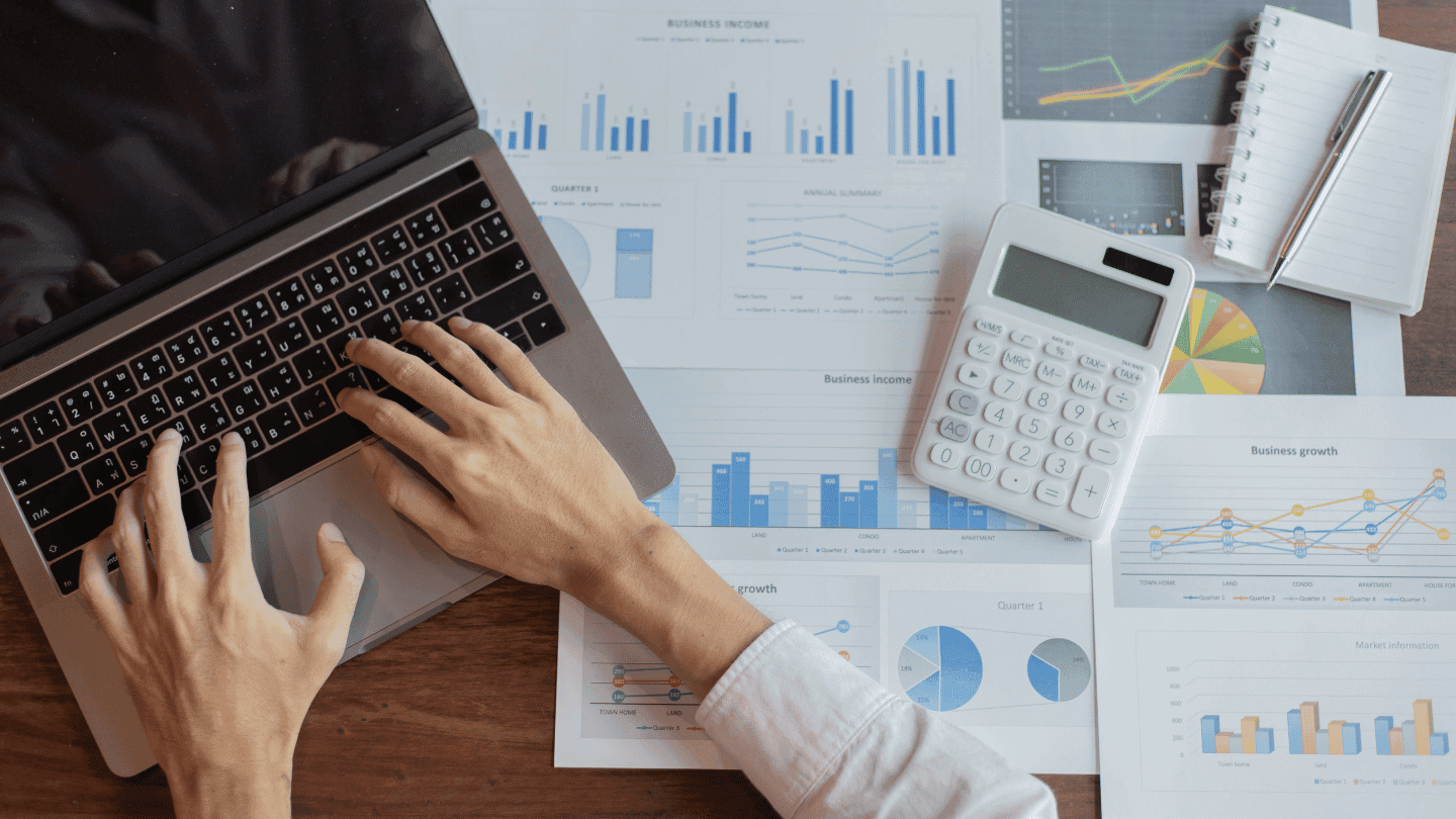 OptBlue vs. Direct Acceptance: Choosing an Amex Program
