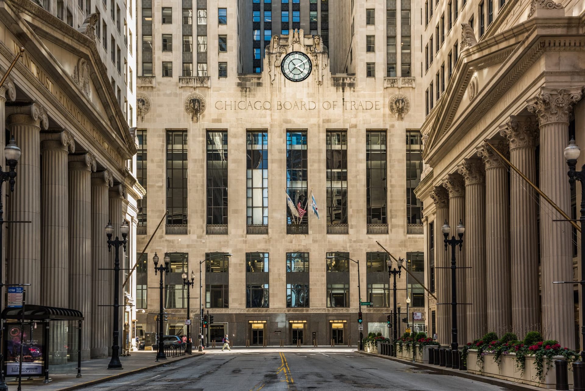 Banks Seek to Extend Injunction Blocking Illinois Interchange Act